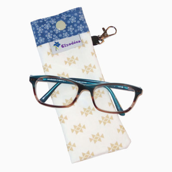 Picture of Eyeglass Case - Geometric